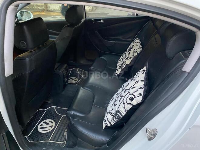 Volkswagen Passat 2005, 289,600 km - 2.0 л - Bakı