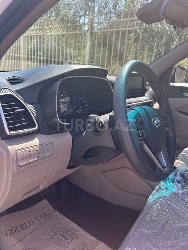 Hyundai Tucson-11