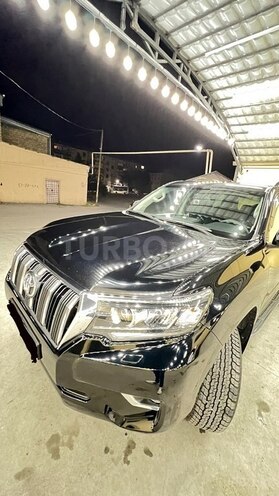 Toyota Land Cruiser Prado-8