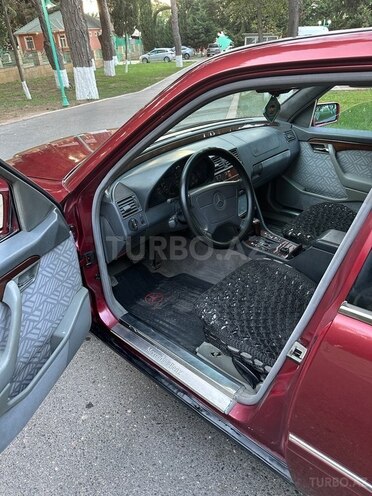 Mercedes C 180-11
