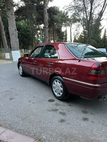 Mercedes C 180-7