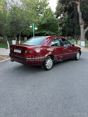 Mercedes C 180-4