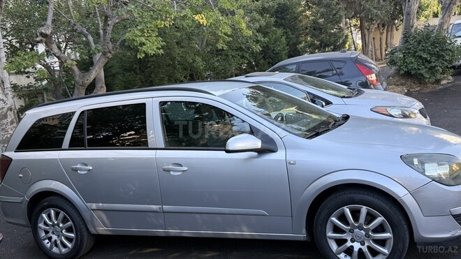 Opel Astra 2006, 235,000 km - 1.3 l - Bakı