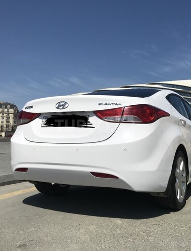 Hyundai Elantra 2013, 300,000 km - 1.6 l - Bakı