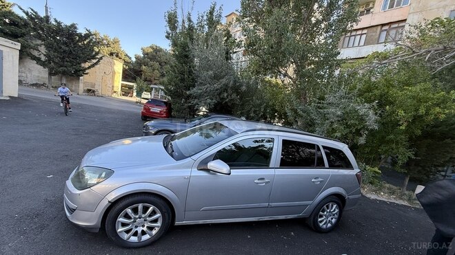 Opel Astra 2006, 235,000 km - 1.3 l - Bakı