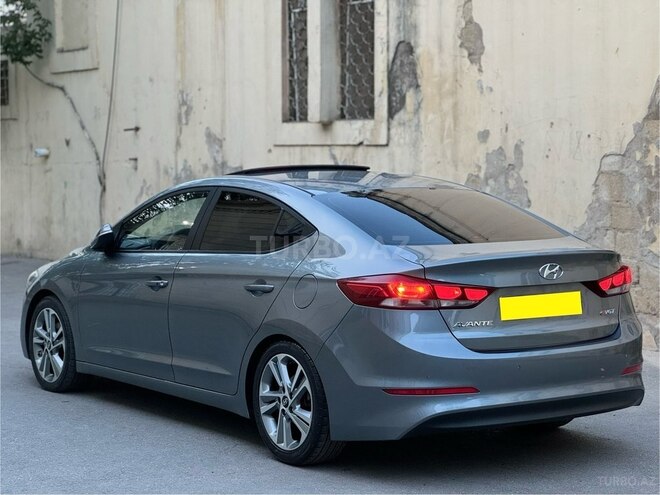 Hyundai Avante-17
