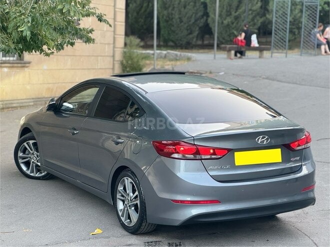 Hyundai Avante-15