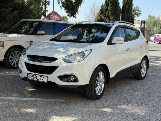 Hyundai ix35 2011, 240,500 km - 2.4 l - Bakı