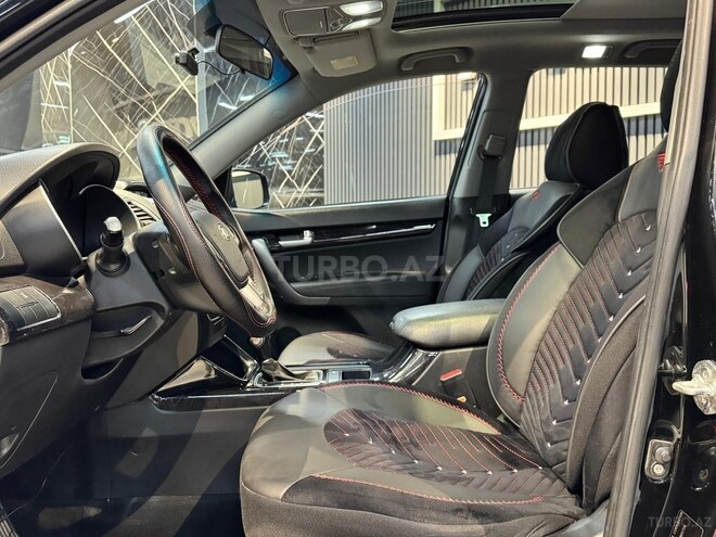 Kia Sorento-19