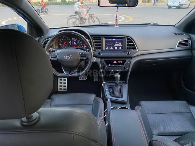 Hyundai Elantra 2018, 77,249 km - 1.6 л - Gəncə