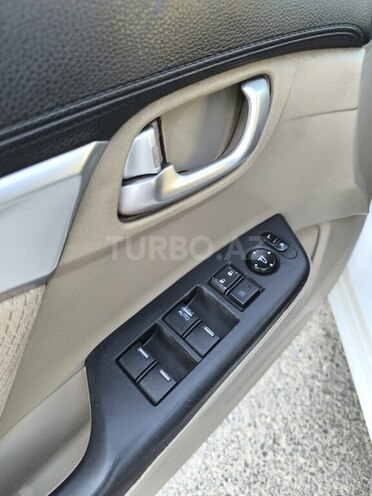 Honda Civic 2013, 260,000 km - 1.5 l - Bakı