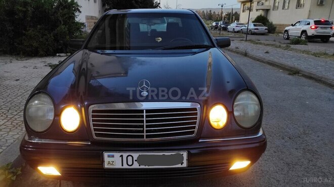 Mercedes E 200 1996, 298,000 km - 2.0 л - Şirvan