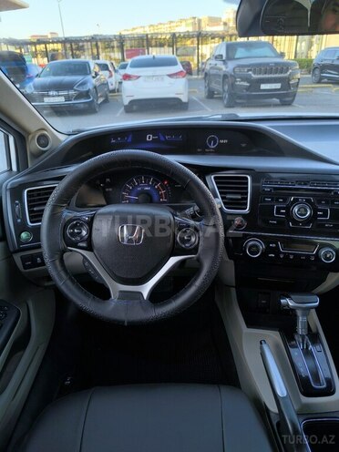 Honda Civic 2013, 260,000 km - 1.5 l - Bakı