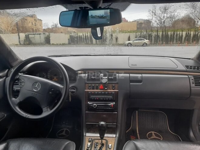 Mercedes E 270 2000, 411,500 km - 2.7 l - Gəncə
