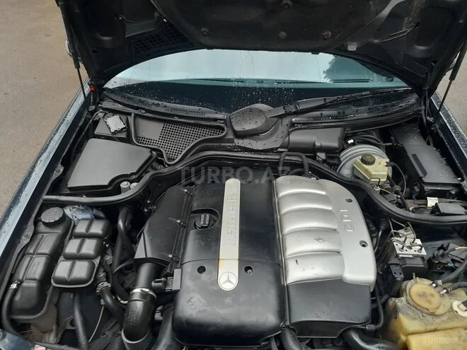 Mercedes E 270 2000, 411,500 km - 2.7 l - Gəncə