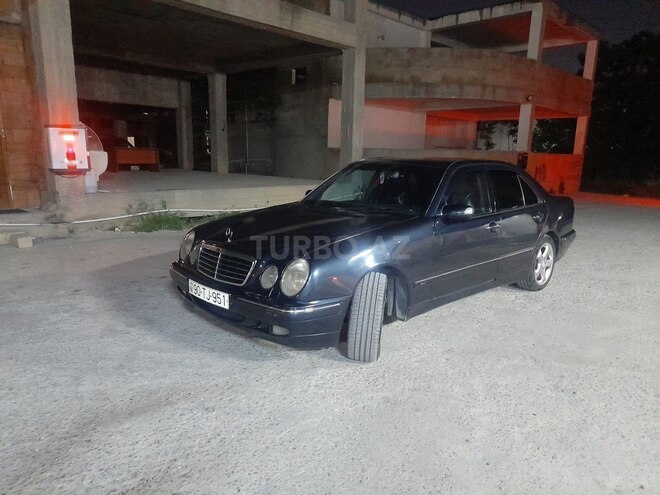 Mercedes E 270 2000, 411,500 km - 2.7 l - Gəncə