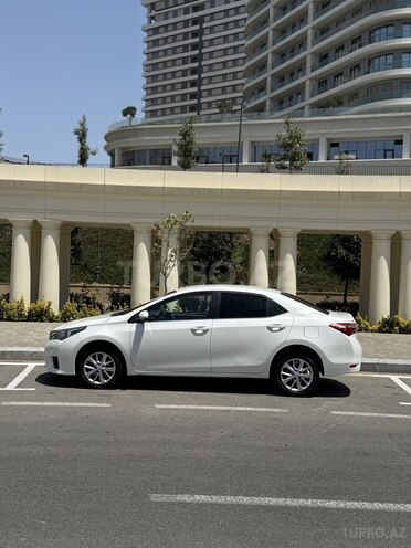 Toyota Corolla 2014, 194,000 km - 1.6 l - Bakı