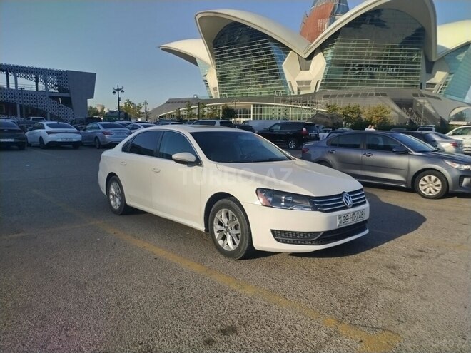 Volkswagen Passat 2011, 222,009 km - 2.5 l - Bakı
