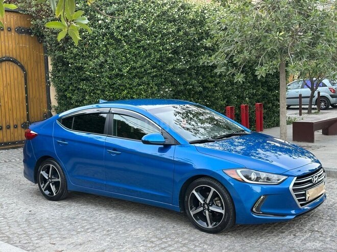 Hyundai Elantra 2016, 137,000 km - 2.0 l - Bakı