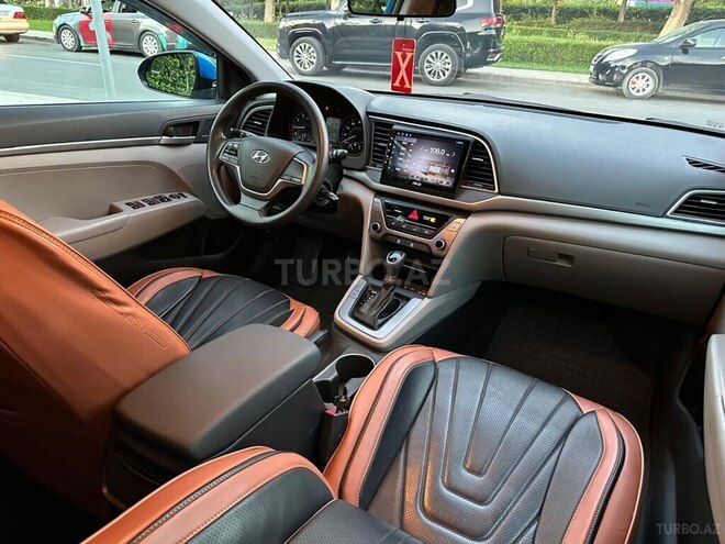 Hyundai Elantra 2016, 137,000 km - 2.0 l - Bakı