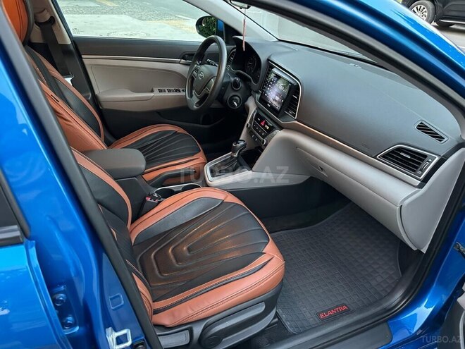 Hyundai Elantra 2016, 137,000 km - 2.0 l - Bakı