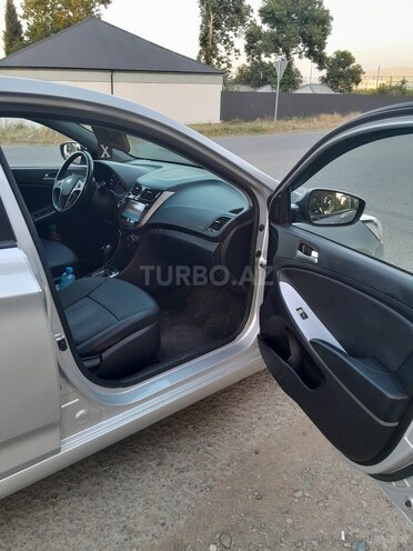 Hyundai Accent 2015, 82,669 km - 1.6 l - Tovuz