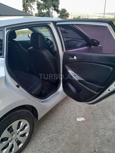 Hyundai Accent 2015, 82,669 km - 1.6 l - Tovuz