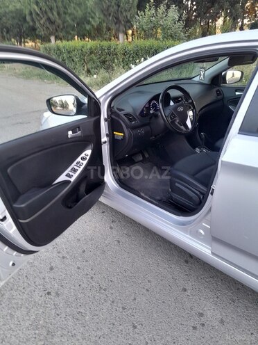 Hyundai Accent 2015, 82,669 km - 1.6 l - Tovuz