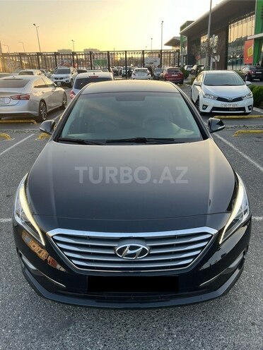 Hyundai Sonata-1