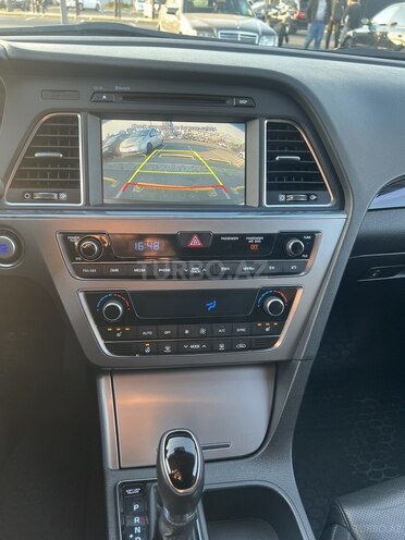 Hyundai Sonata-7