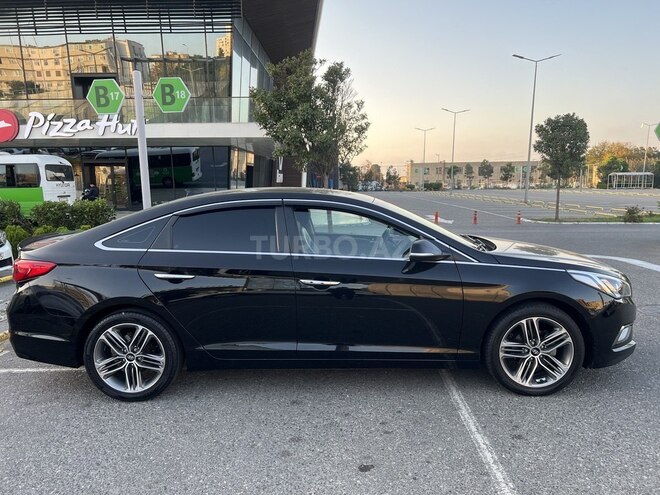 Hyundai Sonata-4