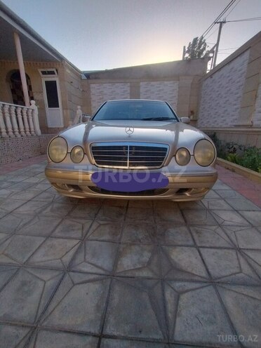 Mercedes E 240 1999, 375,000 km - 2.4 l - Bakı