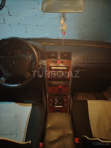 Mercedes C 200 1997, 485,773 km - 2.0 l - Şabran