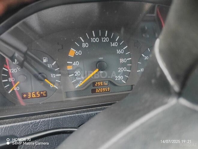 Mercedes C 220 d 2000, 321,000 km - 2.2 l - İmişli