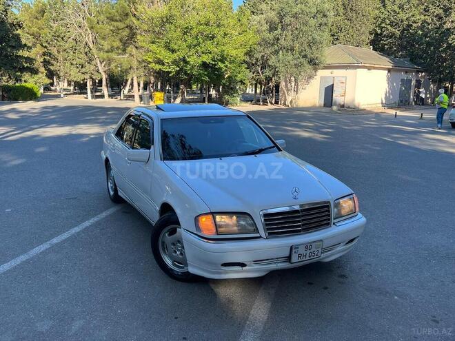 Mercedes C 230-11
