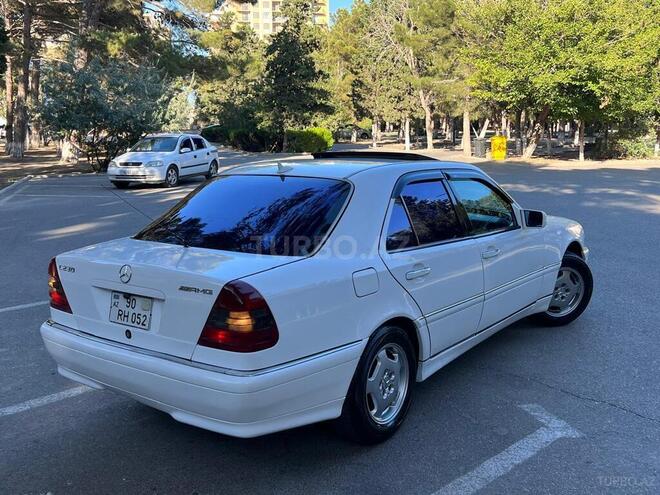 Mercedes C 230-8
