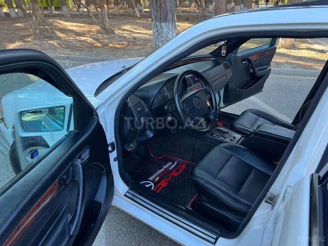 Mercedes C 230-16