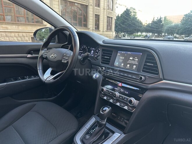 Hyundai Elantra 2020, 27,000 km - 2.0 l - Bakı