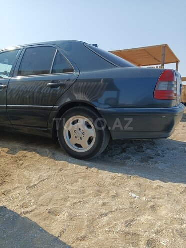 Mercedes C 230 1996, 431,441 km - 2.3 l - Salyan