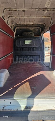 Ford Transit-19