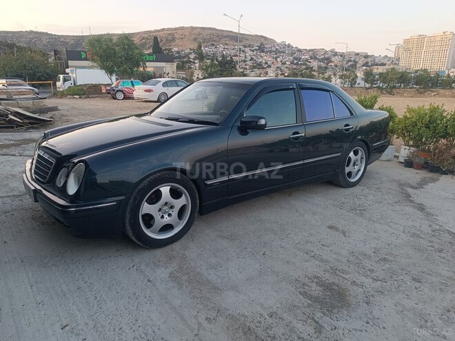 Mercedes E 270 2000, 450,000 km - 2.7 l - Bakı