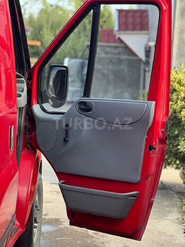 Ford Transit 2007, 396,000 km - 2.4 л - Quba