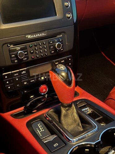 Maserati Quattroporte 2011, 79,000 km - 4.7 l - Bakı