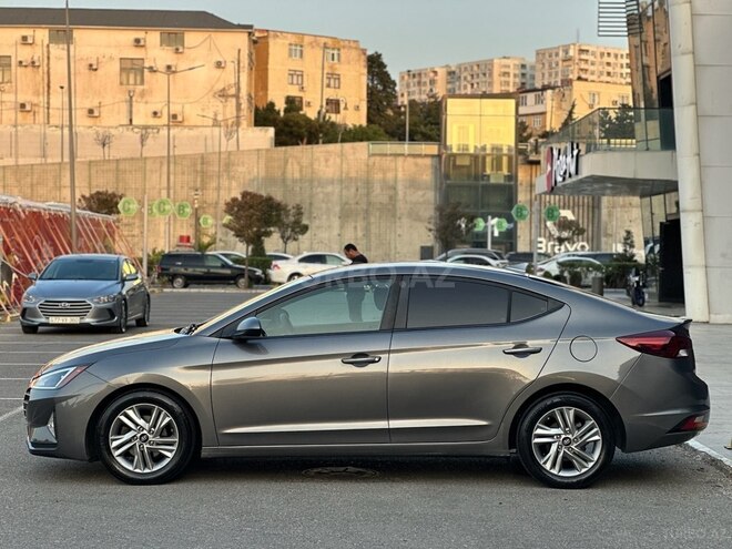 Hyundai Elantra 2019, 99,000 km - 2.0 л - Bakı