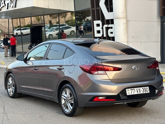 Hyundai Elantra 2019, 99,000 km - 2.0 л - Bakı