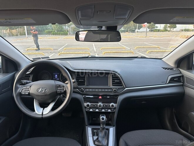 Hyundai Elantra 2019, 99,000 km - 2.0 л - Bakı