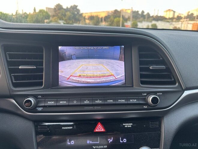 Hyundai Elantra 2019, 99,000 km - 2.0 л - Bakı