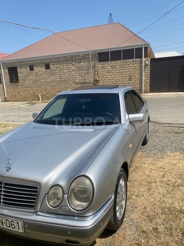 Mercedes E 240 1998, 270,000 km - 2.4 l - Gəncə