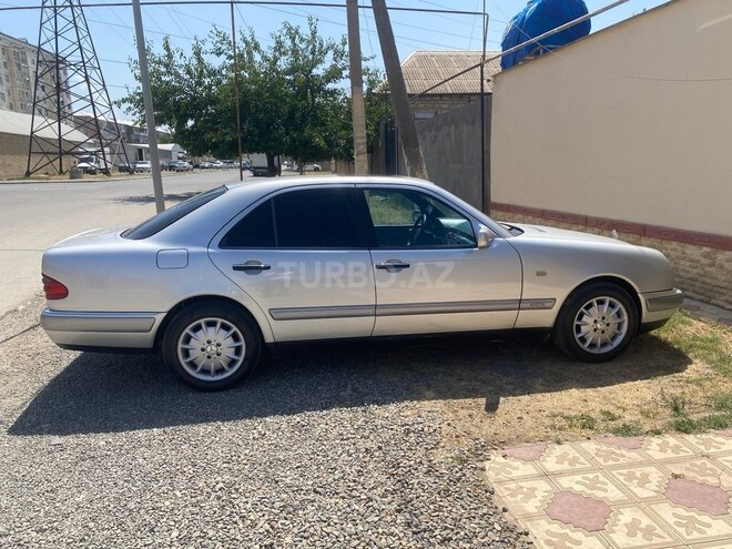 Mercedes E 240 1998, 270,000 km - 2.4 l - Gəncə