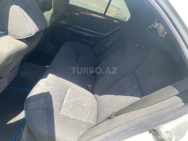 Mercedes E 240 1998, 270,000 km - 2.4 l - Gəncə